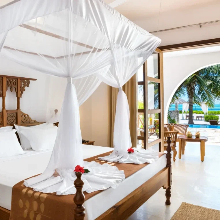 Elegant canopy bed and outdoor scenery